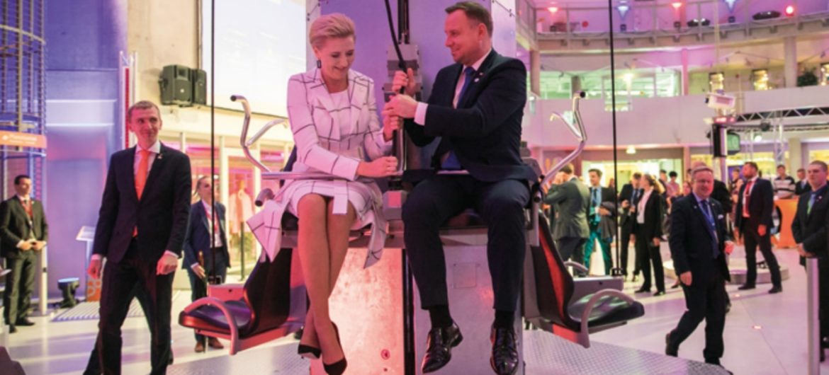 Takich zdjęć pary prezydenckiej jeszcze nie widzieliście! Niezwykły album na 3-lecie prezydentury