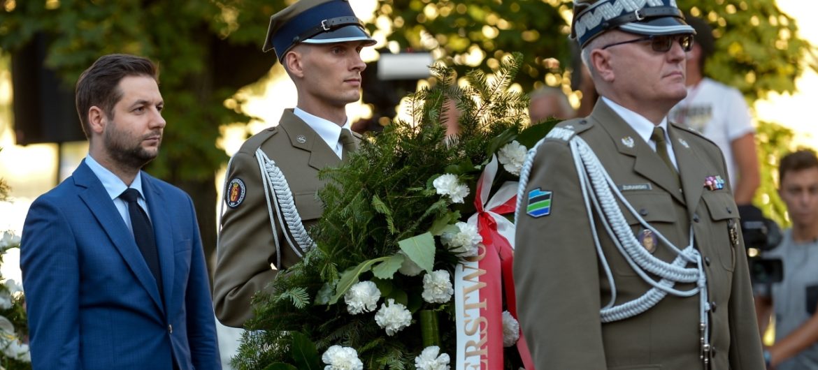Ależ oni się boją Patryka Jakiego. Kolejny wstrętny fejk
