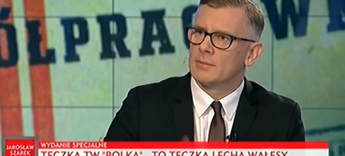 Ujawnił komunistyczną przeszłość urzędniczki warszawskiego ratusza. Grożą mu śmiercią