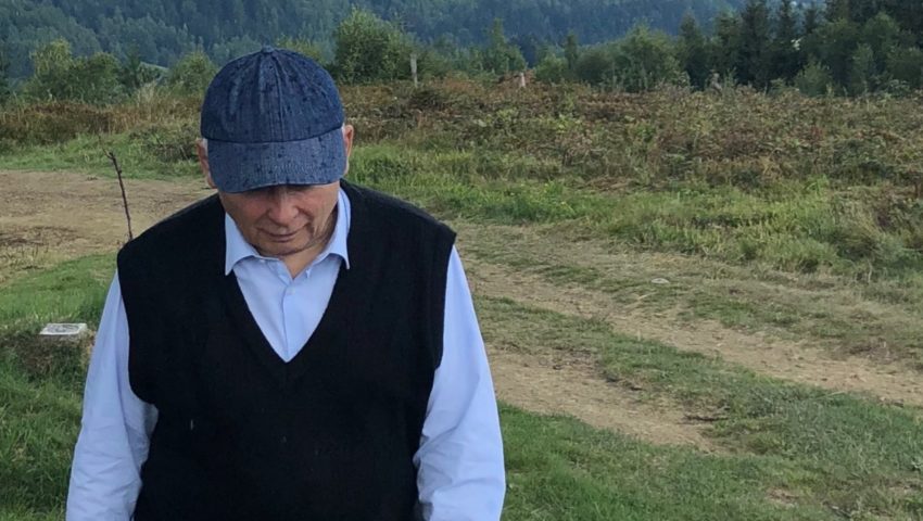 Jarosław Kaczyński zatroskany stanem opozycji w Polsce? Wymowne zdjęcia z wakacji prezesa PiS