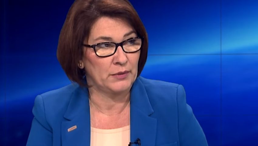 Mazurek: Jacek A. od niemal miesiąca nie jest członkiem PiS