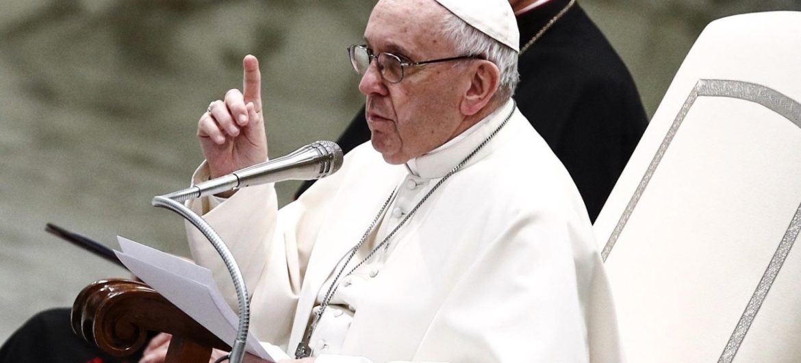 Papież Franciszek pomodlił się za ofiary pedofilii
