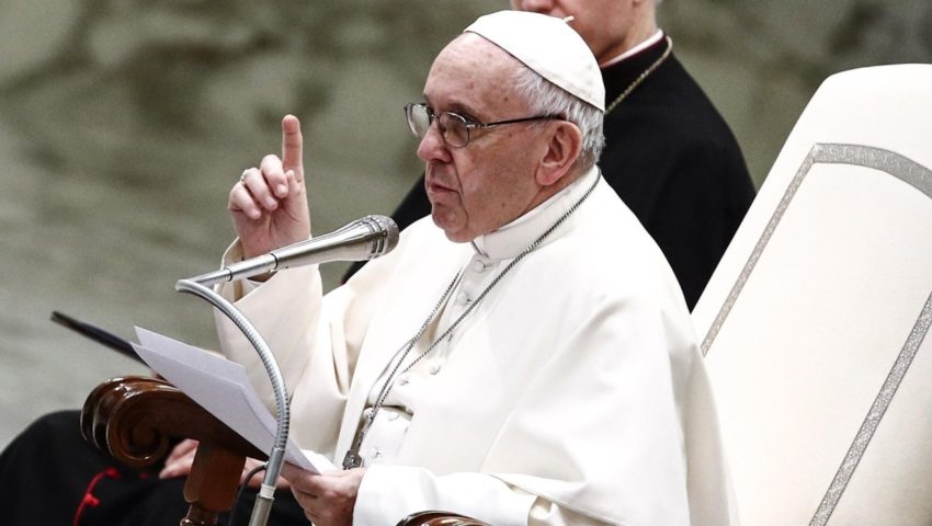 Papież Franciszek pomodlił się za ofiary pedofilii