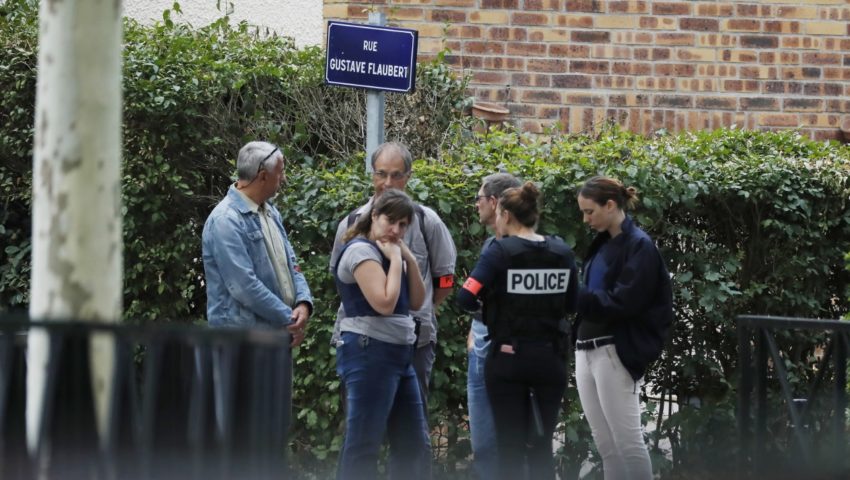 Zabił swoją siostrę i matkę. Atak nożownika pod Paryżem
