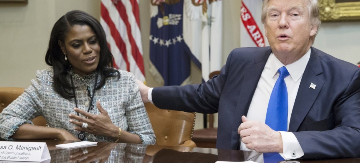 Biały dom na podsłuchu? Była doradczyni Trumpa ujawnia nagrania