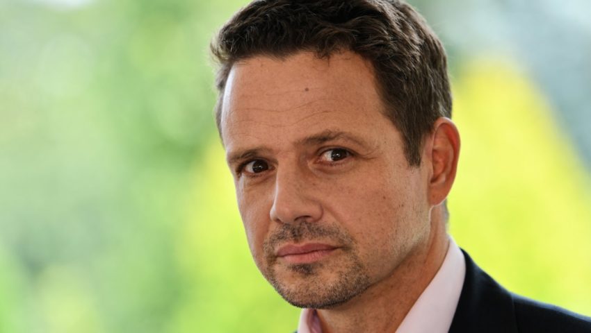 Trzaskowski z wnioskiem do Ziobry. Chce delegalizacji ONR-u