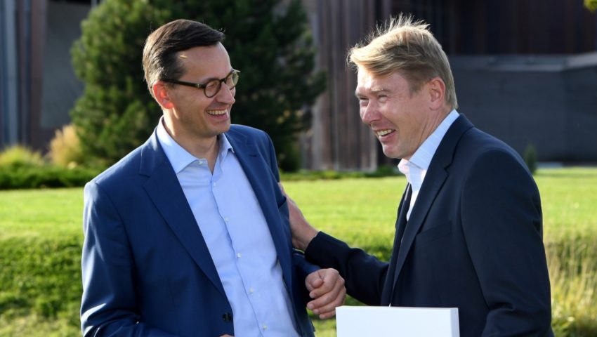 Premier o Hakkinenie: cieszę się, że takie osoby stają się naszymi ambasadorami