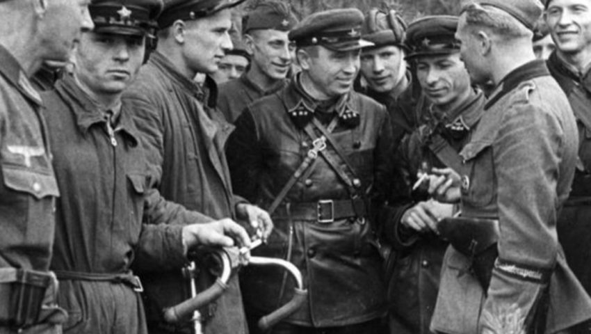 Tak zakłamuje się historię. Skandaliczne zachowanie Rosjan i Żydów