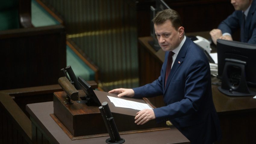 Błaszczak ma już dosyć MON? Padły nazwiska potencjalnych następców