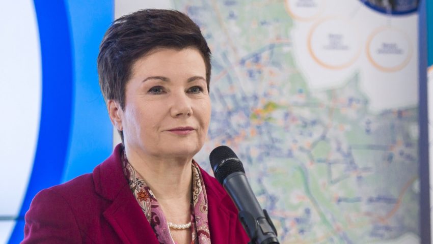 Wymazali ze zdjęcia prezydent Warszawy? Internauci sugerują manipulację
