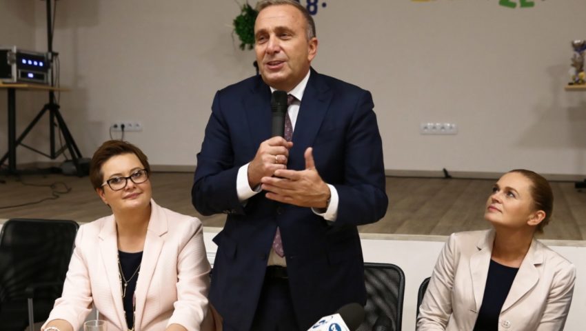 Oburzenie w opozycji. Lubnauer i Nowacka zdegustowane okładką lewicowej gazety