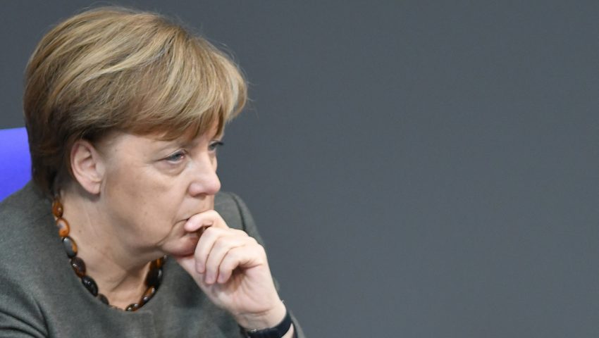 Niemiecka prasa nie ma wątpliwości. Koniec rządów Angeli Merkel coraz bliższy