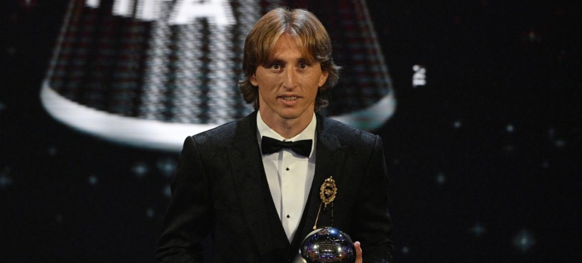 Dominacja Messiego i Ronaldo przełamana! Modrić najlepszym piłkarzem FIFA