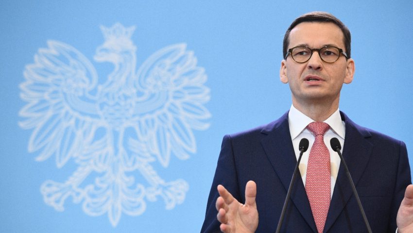 Kolejny atak na premiera Morawieckiego. wPolityce.pl ujawnia szczegóły