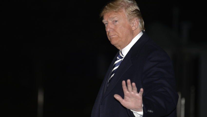 To wideo bije rekordy popularności w USA. Zobacz jak Trump rozprawia się z dziennikarzami i fake newsami