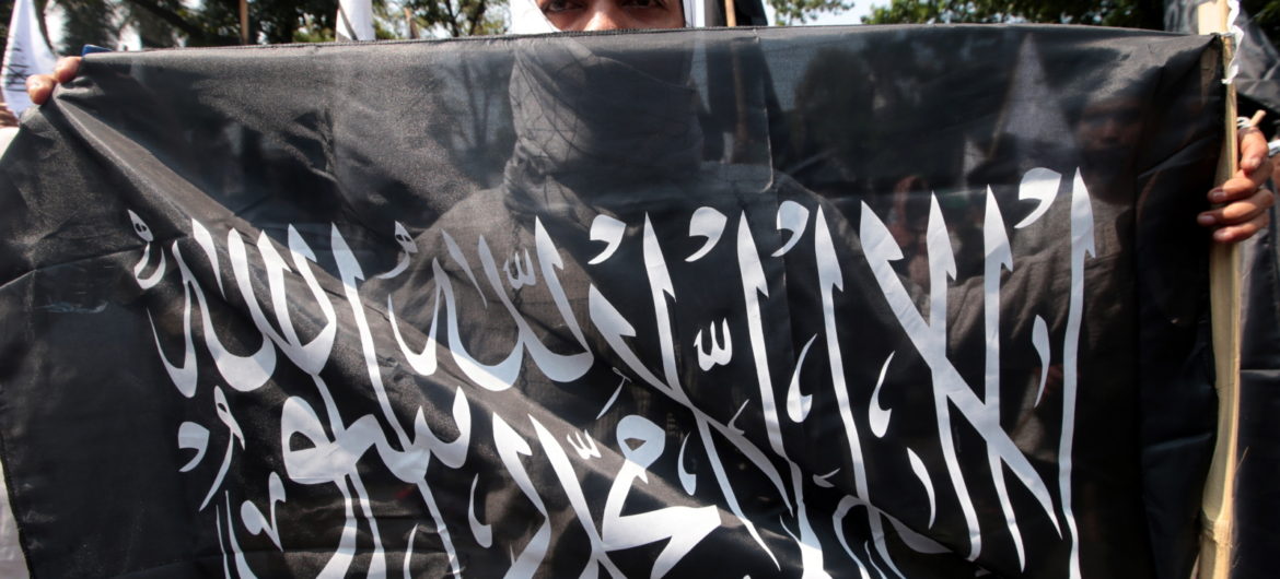 Szokujące informacje. To Turcy wpuszczają terrorystów ISIS do Europy?