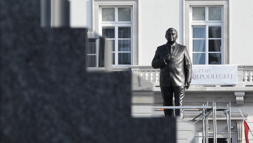 Spór o pomnik Lecha Kaczyńskiego “Każda okazja jest dobra, aby skłócić Polaków”
