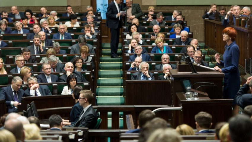 “Jeżeli PO wygra wybory, to zabierze rodzinom pieniądze z programu Rodzina 500 plus”