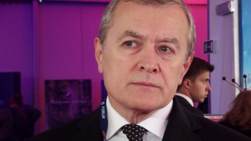Gliński w ostrych słowach o opozycji “Oni traktują PiS tak jak Żydzi byli traktowani przez Goebbelsa”.