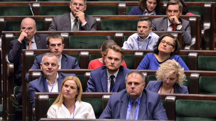 Szacunek do wolnego wyboru według posła Nowoczesnej. “Dla mnie to on jest ciulem i zdrajcą”
