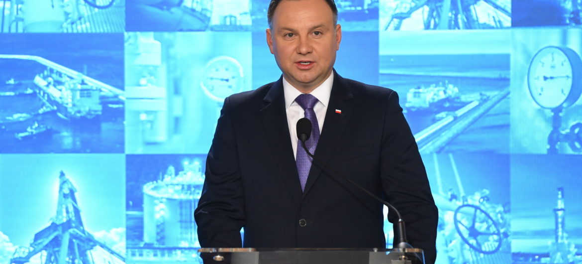 Prezydent: nie powinniśmy pozwalać na to, by wprowadzano do naszych szkół obce ideologie