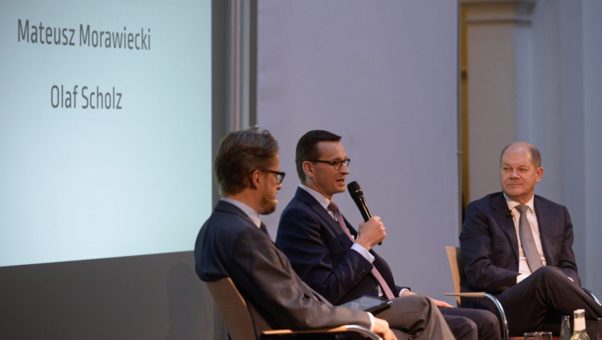 Premier Morawiecki: Polska jest jednocześnie proamerykańska i proeuropejska