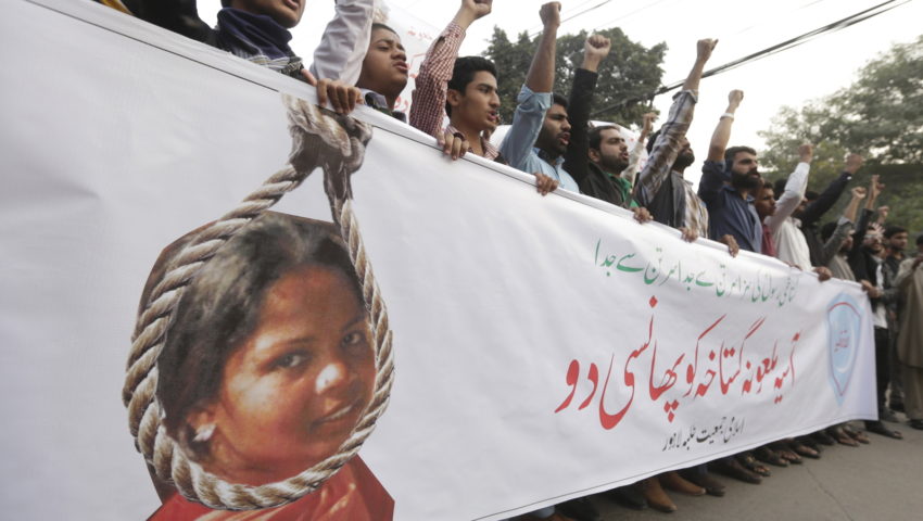 Asia Bibi nie może opuścić Pakistanu: islamiści chcą cofnięcia ułaskawienia
