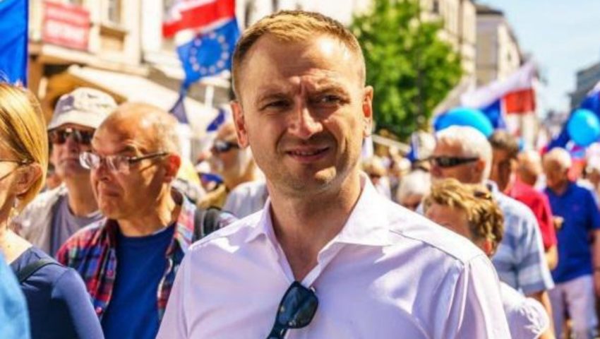 Sławomir Nitras kopnął i znieważył posłankę Prawa i Sprawiedliwości? Mocne oskarżenie