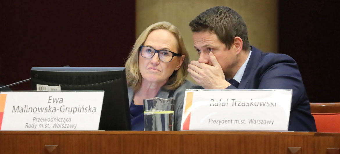 “Gigantyczny skandal na sesji Rady Miasta”. Opozycyjni radni: “To standardy białoruskie”