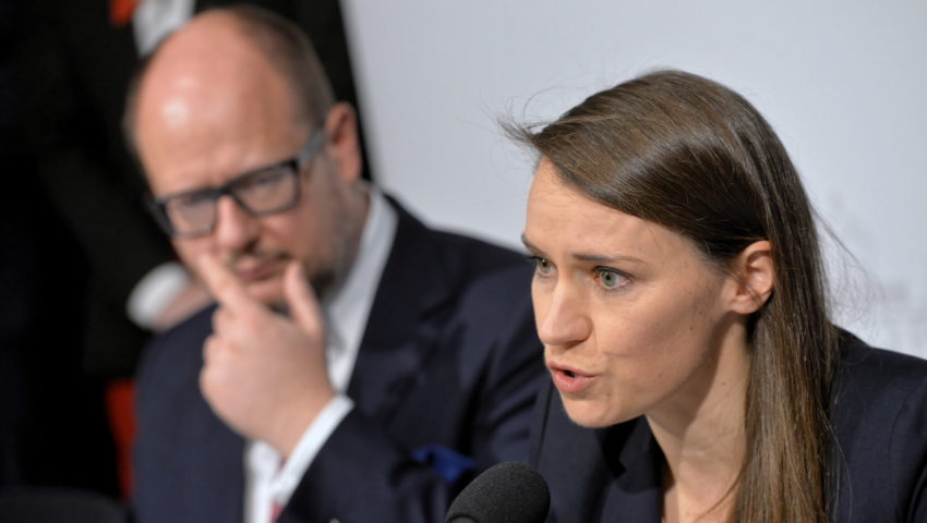 Wpadka czy celowa prowokacja? Pomaska wyśmiana przez internautów. Zobacz za co