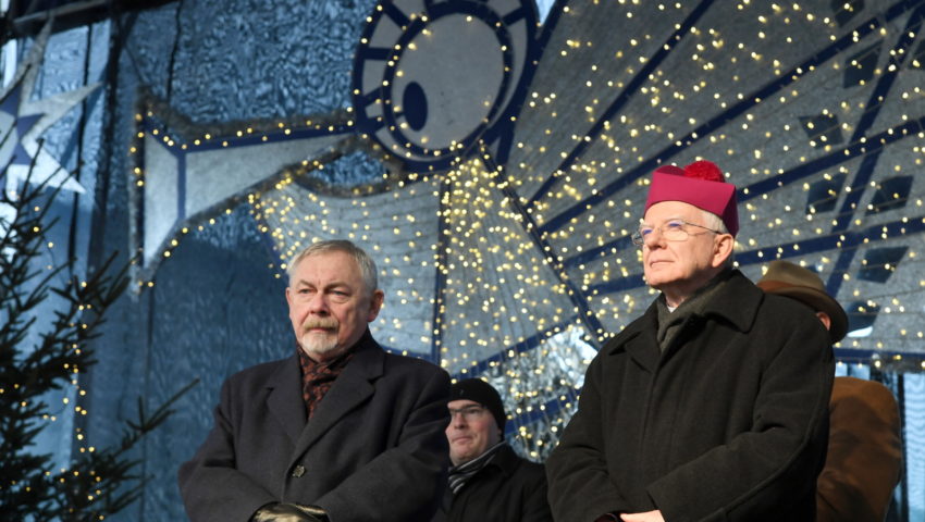 Piękne przesłanie arcybiskupa, czy opozycja je zrozumie? „W Boże Narodzenie wszystkie spory tracą sens”