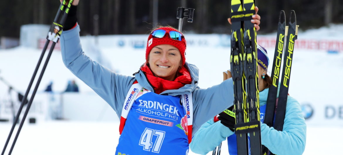 Drugie miejsce Moniki Hojnisz w konkursie PŚ w biathlonie