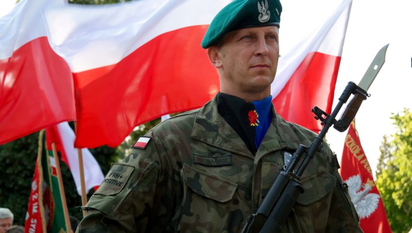 Od nowego roku wzrosną wynagrodzenia żołnierzy i pracowników cywilnych wojska. O ile więcej “na rękę” dostaną?