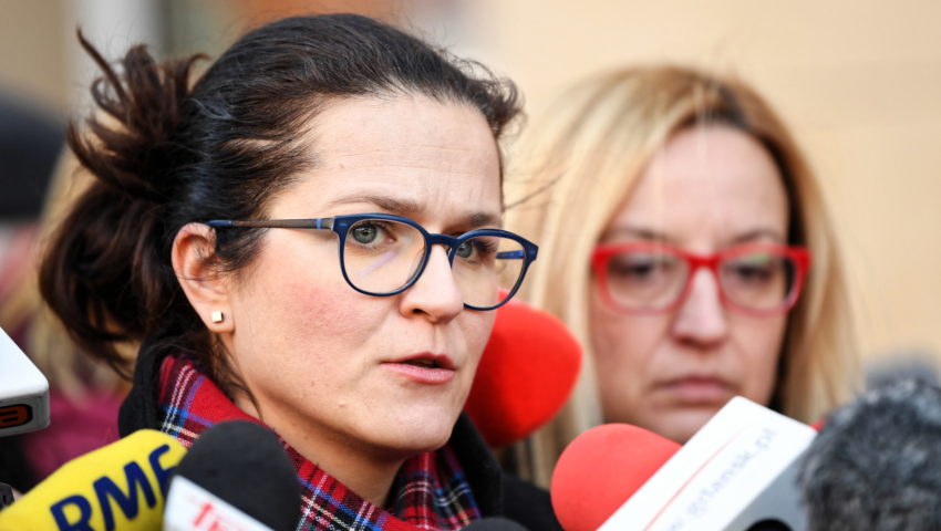 Dulkiewicz oburzona patriotycznym muralem upamiętniającym Obrońców Poczty. Sprawę zgłosiła na policję