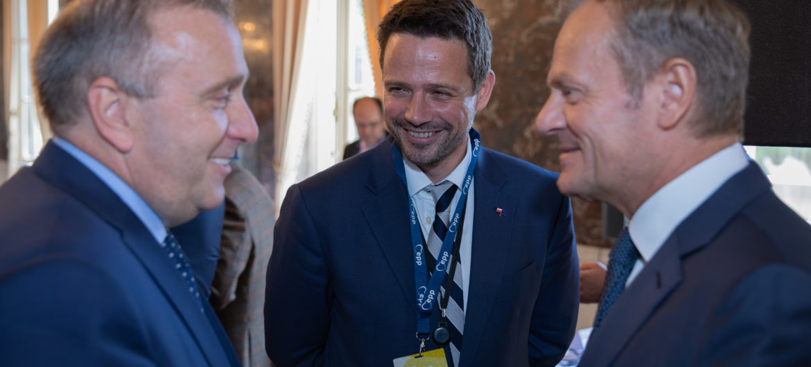Trzaskowski: nie powieszę krzyża w gabinecie, nie będę zapraszał księży na miejskie uroczystości