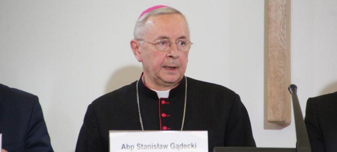 Błogosławieństwo abp Stanisława Gądeckiego na Nowy Rok: “Niech objawi się Wam Boża chwała i Boża obecność”
