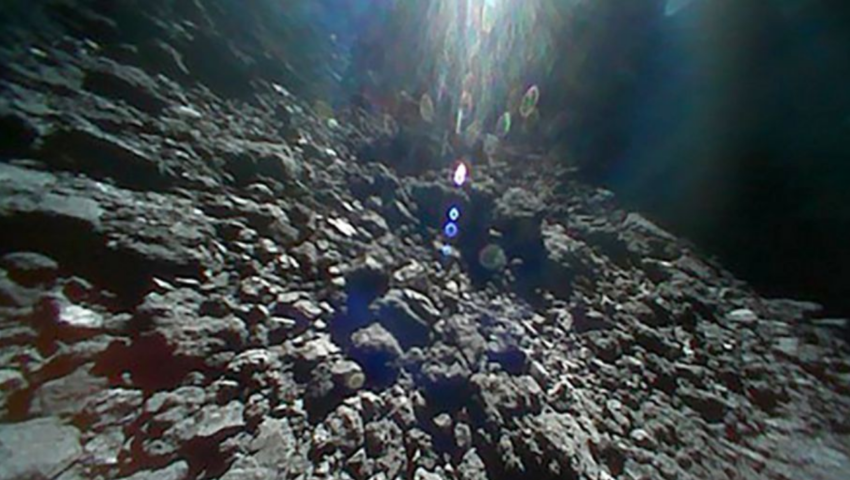 Pierwszy przypadek użycia broni w kosmosie! Japońska sonda wylądowała na asteroidzie Ryugu