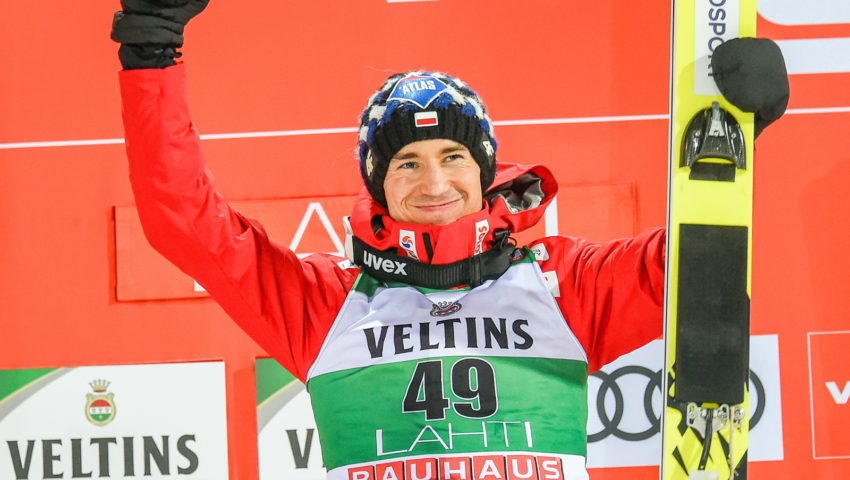 Kamil Stoch triumfuje w Lahti