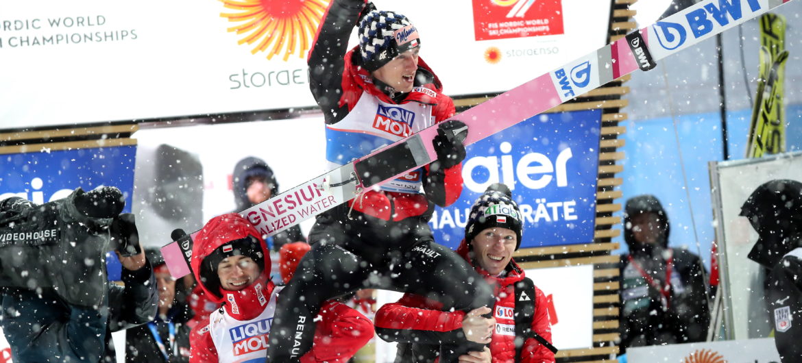 Kubacki zdobył złoty medal mistrzostw świata! Stoch był drugi. Szalony konkurs