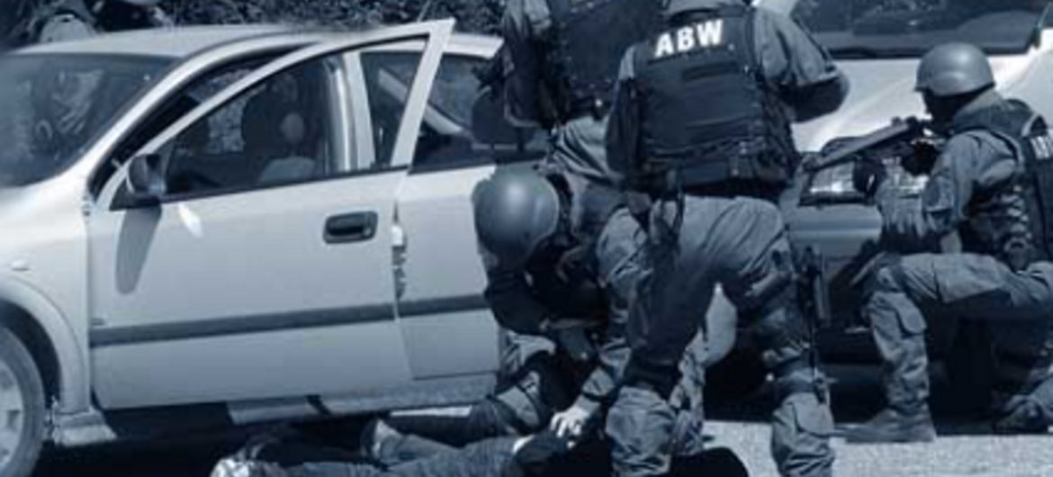 Nastolatek zatrzymany przez ABW. Nawiązał kontakt z Państwem Islamskim i planował zamach terrorystyczny