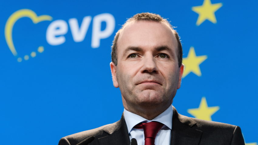 Manfred Weber mówi wprost: “Jesteśmy jedyną siłą, która może zastąpić PiS w Polsce”