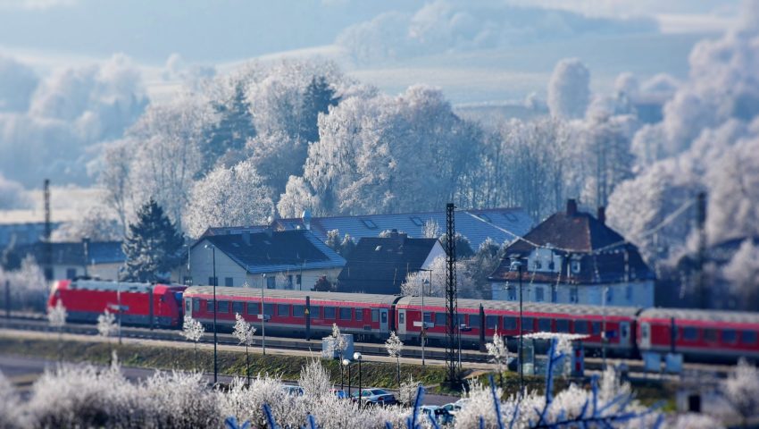 Niemcy: Ze względu na pogodę częściowo wstrzymano ruch kolejowy