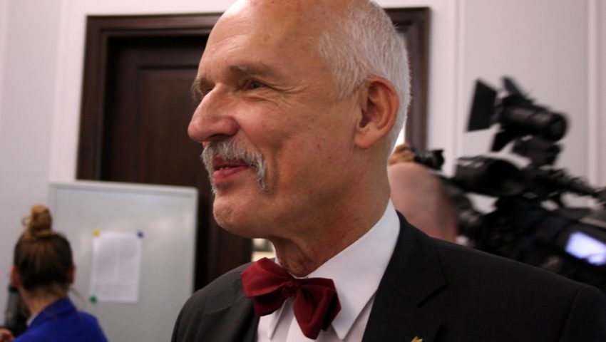 Korwin-Mikke znów to zrobił! Zdjęcie posła Konfederacji stało się hitem wśród internautów