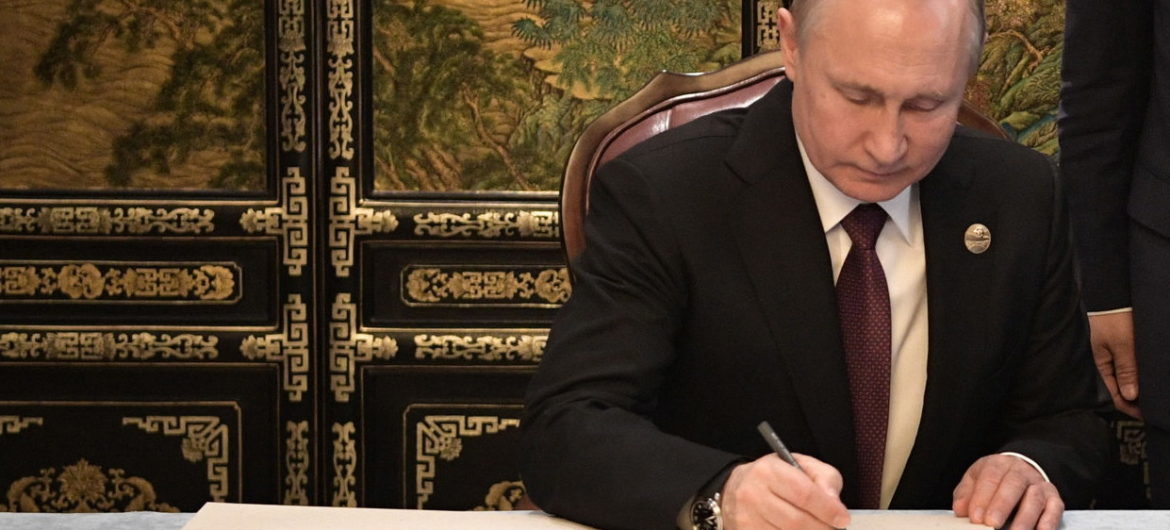 MSZ potępia dekret Putina o paszportach dla Ukraińców. “Polska wspiera suwerenność i integralność terytorialną Ukrainy”