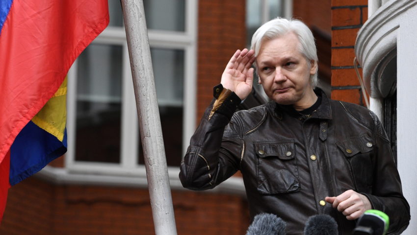Koniec azylu dla Assange’a. Szef WikiLeaks aresztowany w ambasadzie Ekwadoru w Londynie