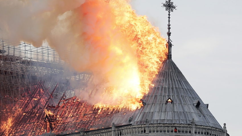 Miliony euro na odbudowę katedry Notre Dame