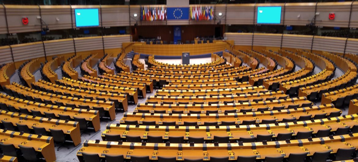 Dlaczego „tradycyjna rodzina” tak przeszkadza Unii Europejskiej?