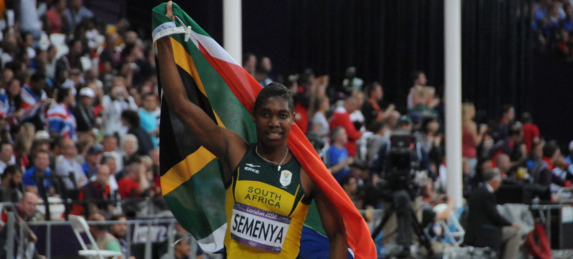 Caster Semenya nie obroni tytułu mistrzowskiego. Kontrowersyjna biegaczka otrzymała zakaz startu z innymi zawodniczkami