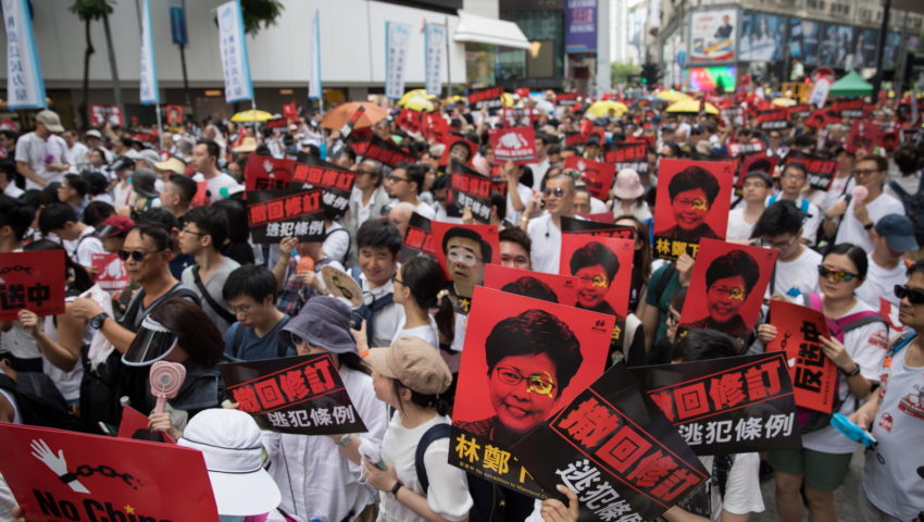 Gigantyczny protest w Hongkongu. Mieszkańcy nie chcą ekstradycji do Chin