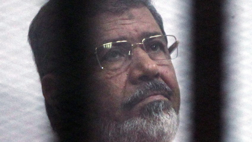Były prezydent Egiptu Mursi zmarł w sądzie
